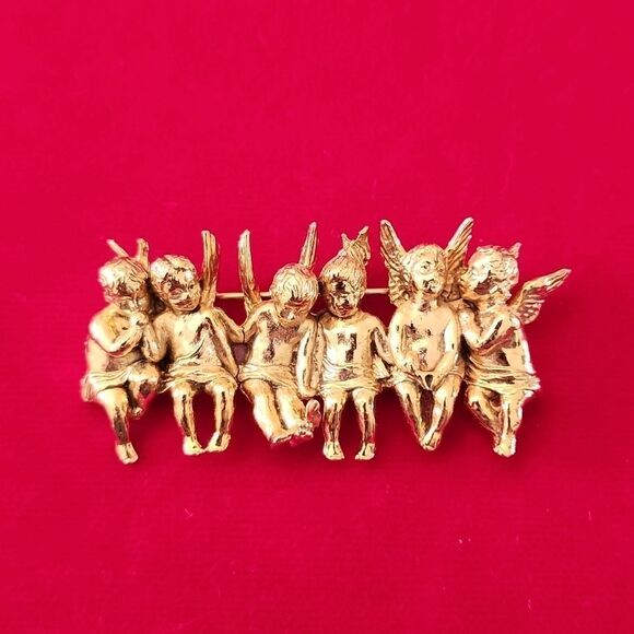 Vintage Signed Edgar Berebi Gold Plated Cherub Angel Brooch Pin Limited Edition - Picture 1 of 3